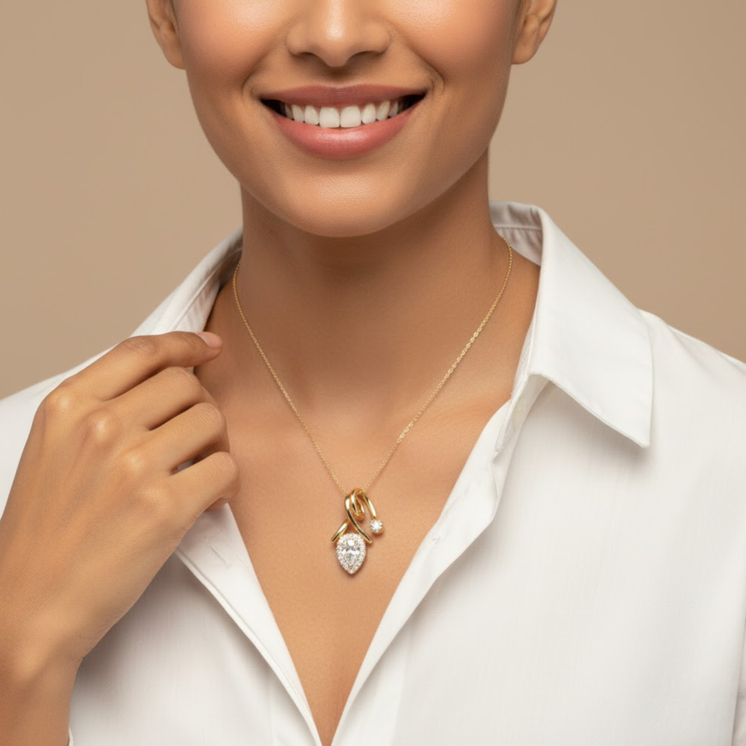 Minimalist Teardrop Halo Diamond Pendant – 925 Silver Elegant Necklace for Women