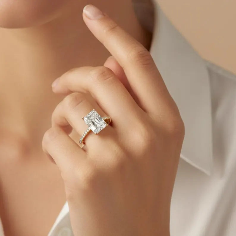 The Solitaire Grace