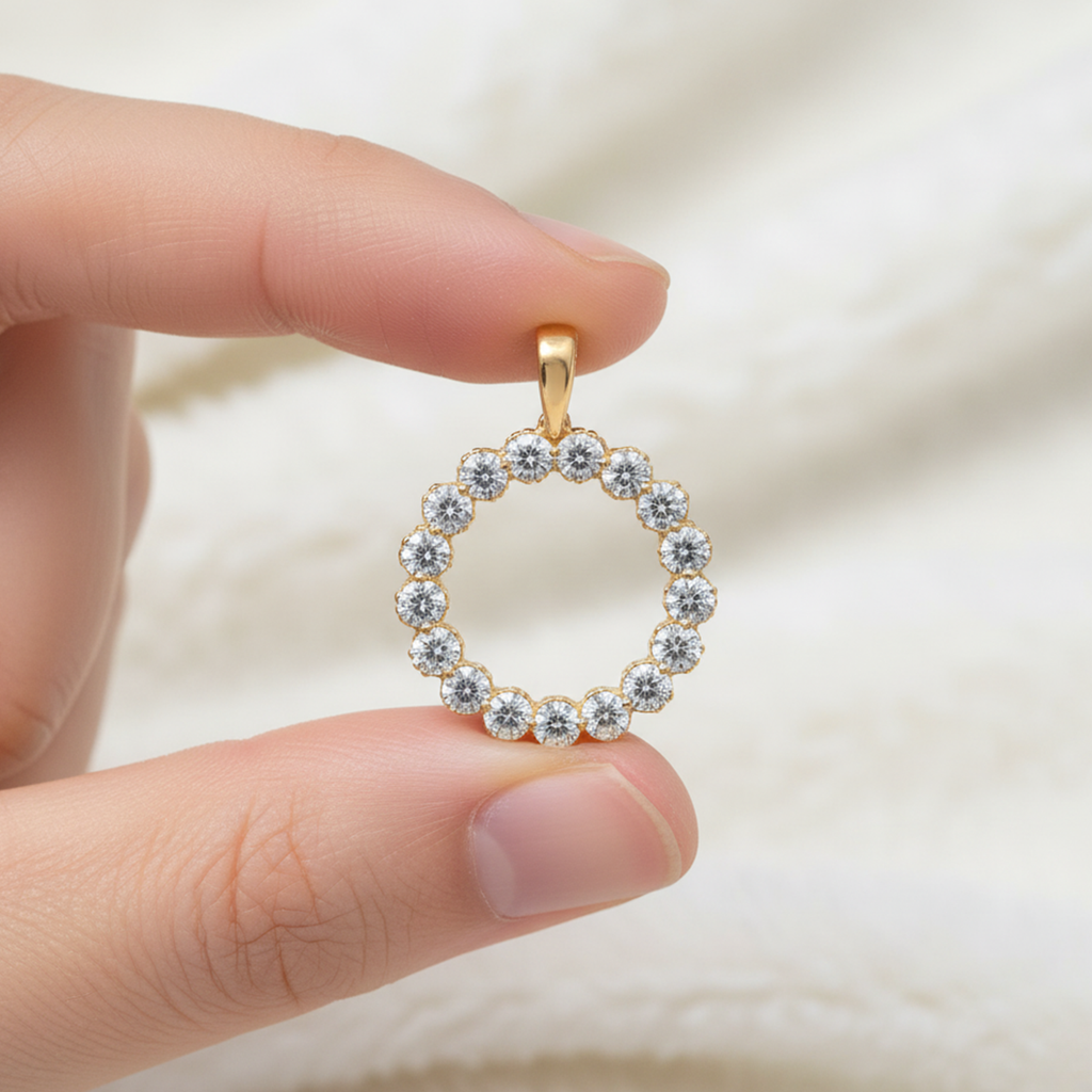 Round Halo Circle Pendant – 925 Silver CVD Diamond Necklace
