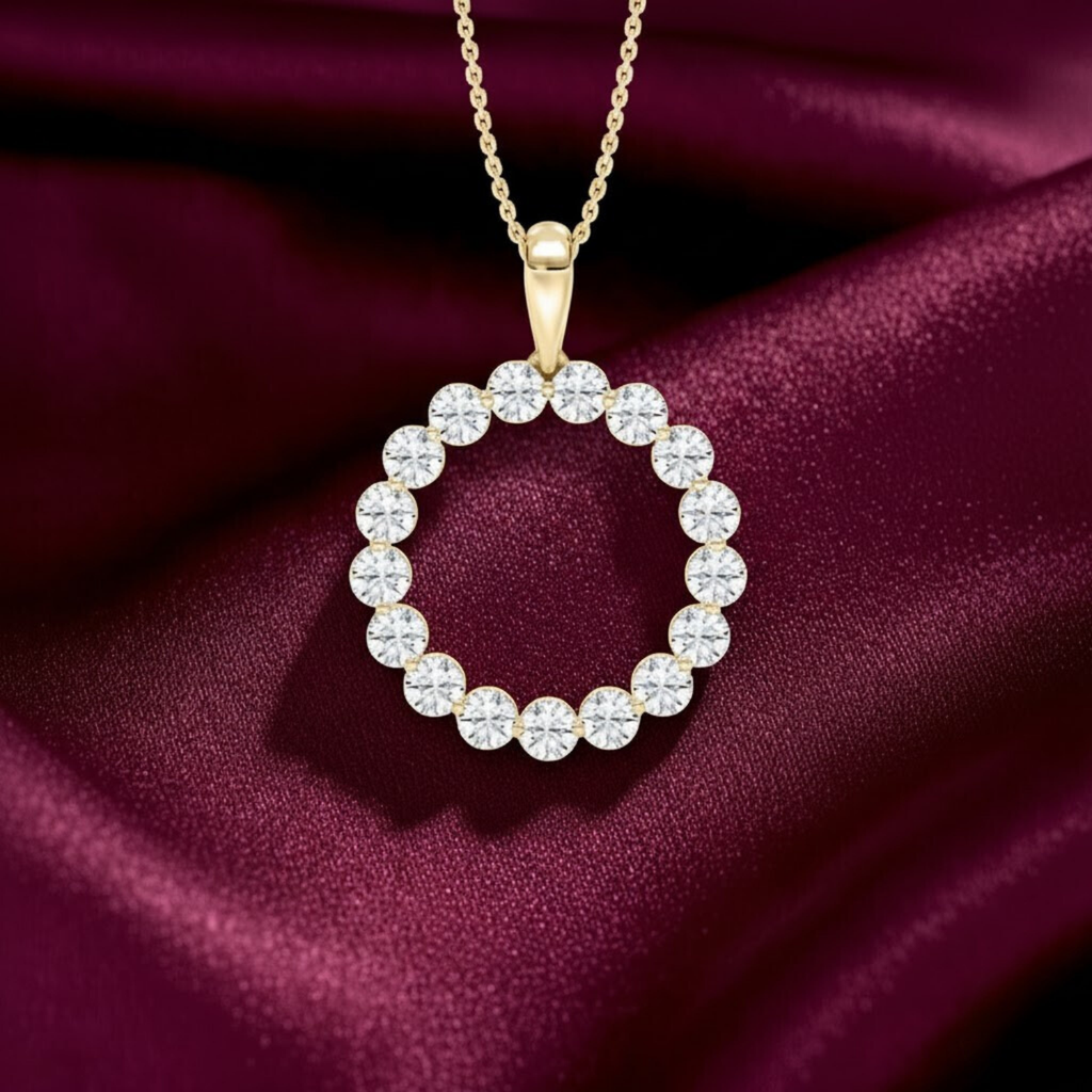 Round Halo Circle Pendant – 925 Silver CVD Diamond Necklace